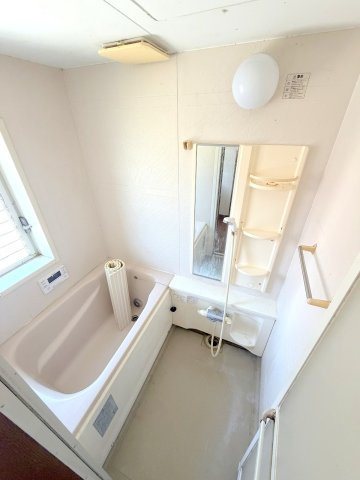 あきる野市草花　中古戸建の浴室