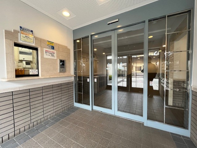 ワコーレ春日部南のその他共用部分|オートロックと防犯カメラが付いており防犯面安心です。