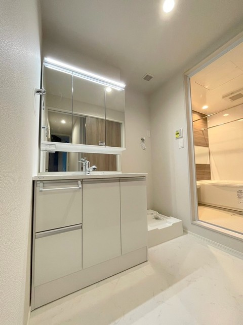 Ｔｈｅ　Ｒｅｓｉｄｅｎｃｅ　成城の洗面所