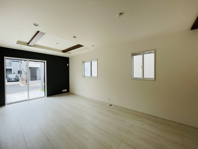 『八王子市新築戸建て』八王子市石川町3238【仲介手数料無料】の居間・リビング|～仲介手数料無料☆八王子ひなた不動産～八王子市石川町　新築戸建て