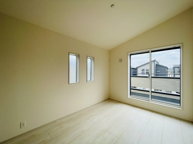 『八王子市新築戸建て』八王子市石川町3238【仲介手数料無料】の洋室|～仲介手数料無料☆八王子ひなた不動産～八王子市石川町　新築戸建て