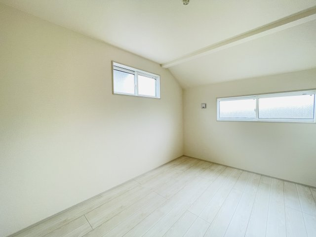 『八王子市新築戸建て』八王子市石川町3238【仲介手数料無料】の洋室|～仲介手数料無料☆八王子ひなた不動産～八王子市石川町　新築戸建て