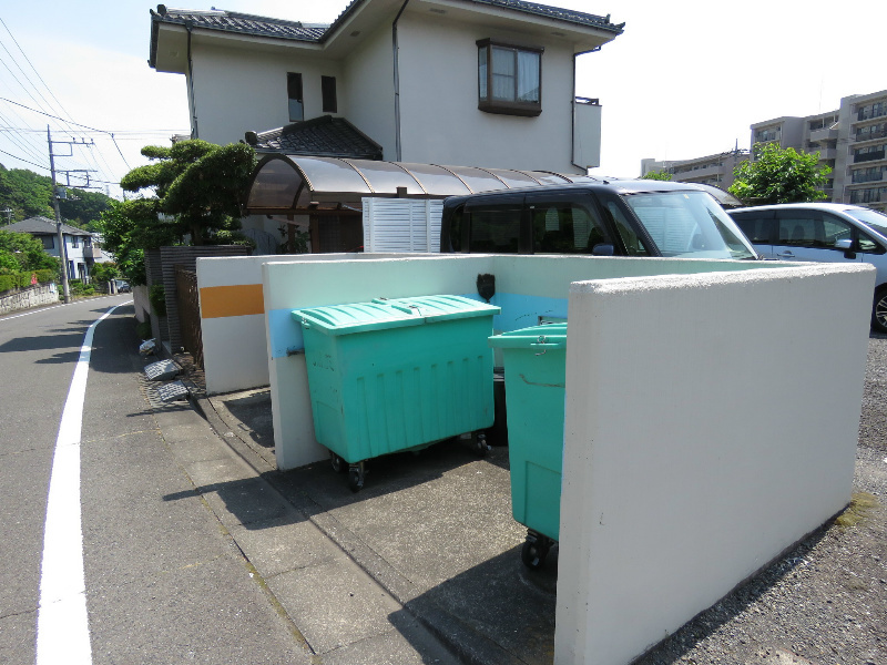 敷地内ゴミ置き場です♪