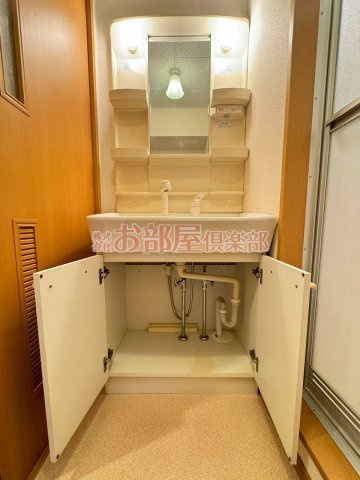 メゾンエトワールの洗面所