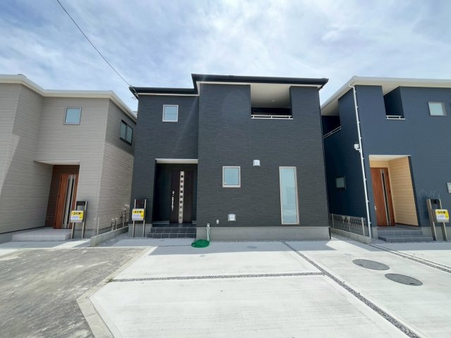 うるま市前原新築戸建て 4号棟（全10棟）