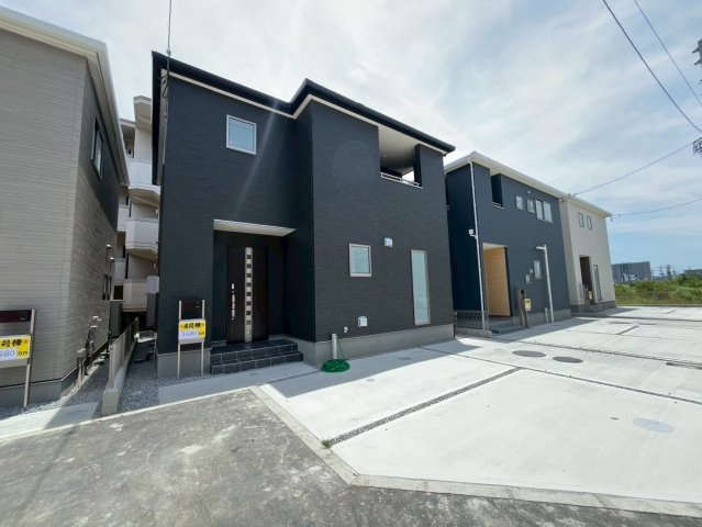 うるま市前原新築戸建て 4号棟（全10棟）のその他|駐車2台並列