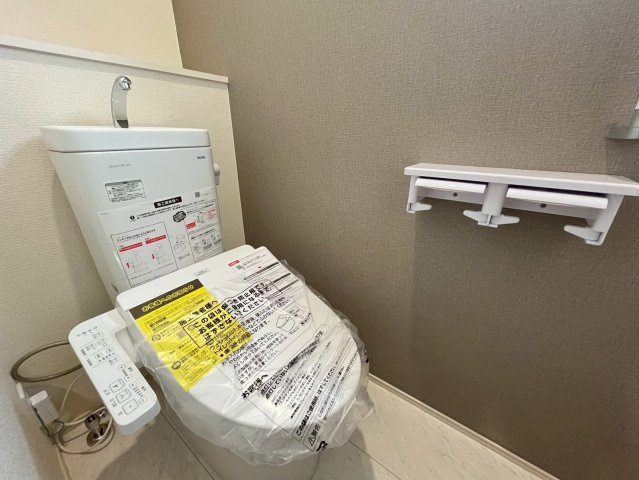 うるま市前原新築戸建て 4号棟（全10棟）のトイレ