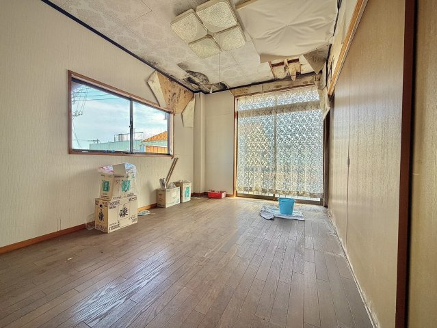 【駅チカ9分！】日立市千石町中古戸建の洋室