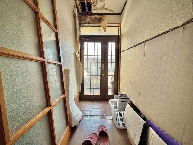 【駅チカ9分！】日立市千石町中古戸建の玄関