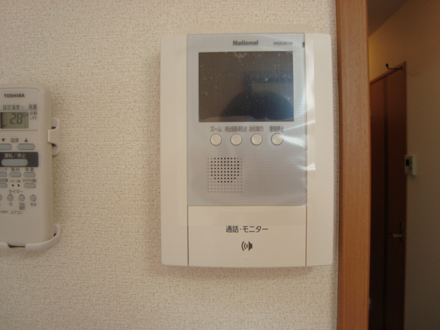 エスポアールの内装|カメラ付インターホン