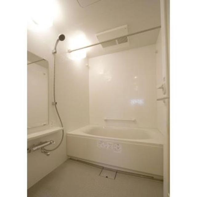 パークアクシス豊洲の玄関|※写真は同タイプ住戸です。