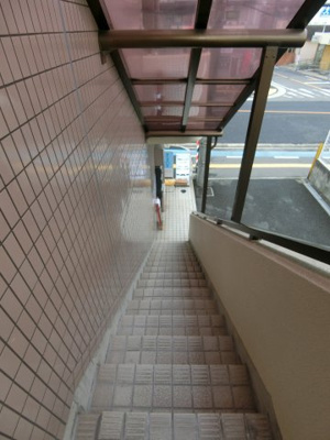 【エントランス】 | コーポラス里花