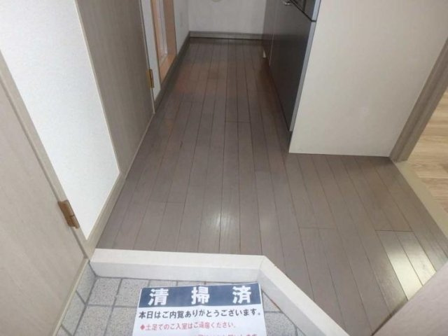 菱和パレス目白ウェルネス２１の玄関