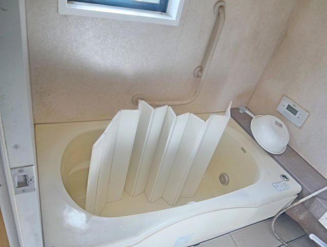 売中古戸建　焼津市下小田中町の浴室|手足を伸ばしてリラックスできます！毎日の疲れをしっかり癒せます！