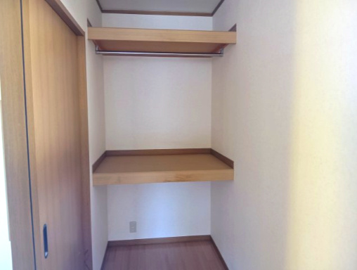 売中古戸建　焼津市下小田中町の収納|全居室収納があるので、お部屋をすっきり保つことが出来そうですね！