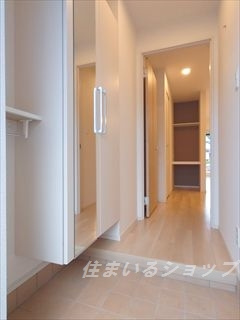 アールコートⅠの玄関