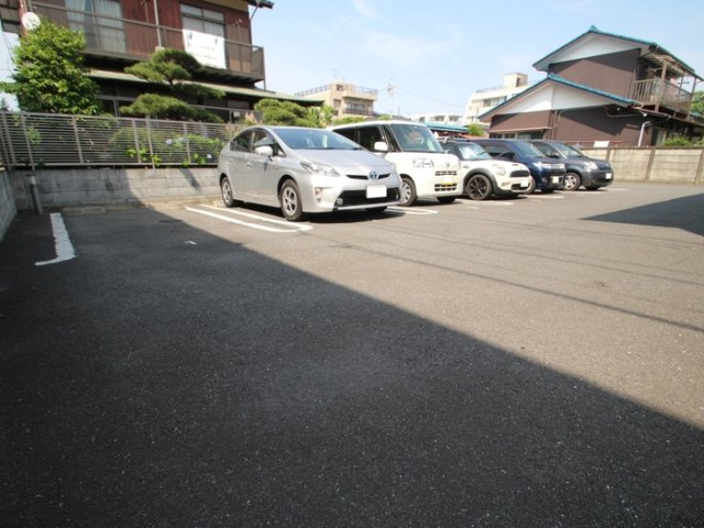 カピリナガーデンの駐車場
