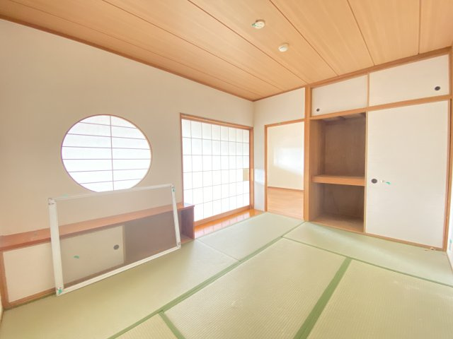エスポワール八柱の和室