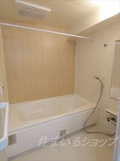 広島市安佐北区亀山４丁目のアパートの浴室