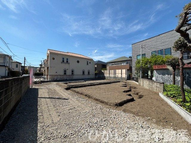 茅ケ崎市旭が丘　新築戸建　全２棟の外観|5月2日撮影　建築中　現地外観