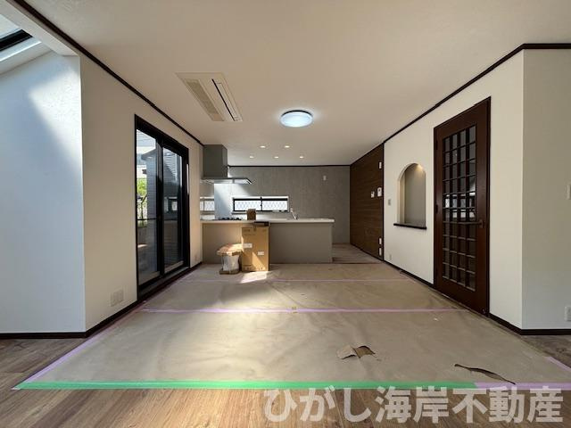 茅ケ崎市旭が丘　中古戸建のダイニング|5月2日撮影　リフォーム工事中  19.8帖　LDK