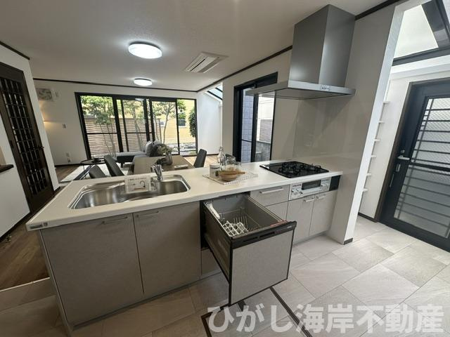 茅ケ崎市旭が丘　中古戸建のキッチン|新規リフォーム完了！　キッチンスペース