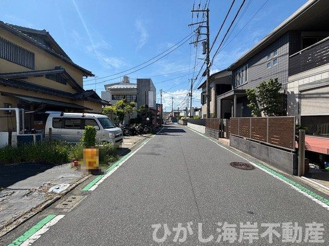 茅ヶ崎市旭が丘　売地の前面道路含む現地写真|現地外観
