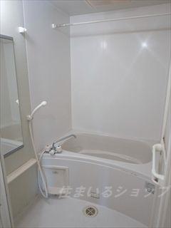 広島市安佐北区深川２丁目のアパートの浴室|追い焚き・浴室暖房乾燥機あり