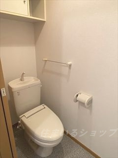 広島市安佐北区深川２丁目のアパートのトイレ|暖房便座