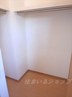 広島市安佐北区亀山５丁目のアパートの設備|ウォークインクローゼット