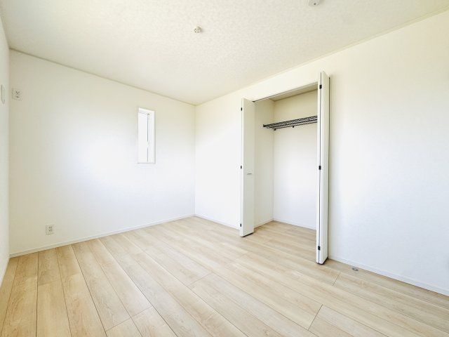 Cradle Gardenみどり市大間々町大間々第12　新築住宅 1号棟の洋室