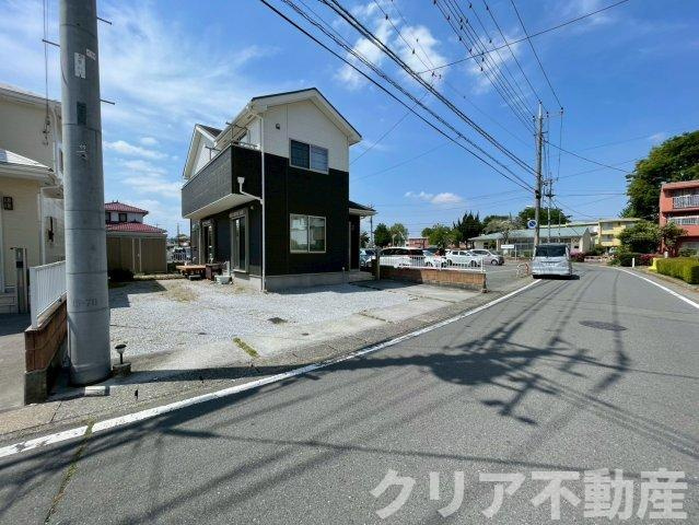 【前面道路含む現地写真】 | 前橋市下細井町　中古住宅
