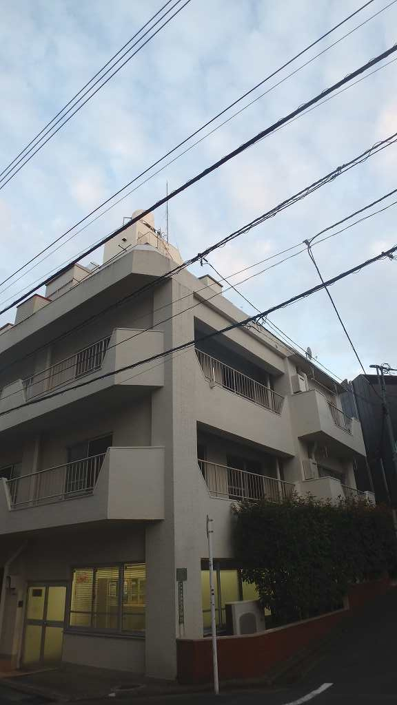 駒込台ハイツT棟の外観