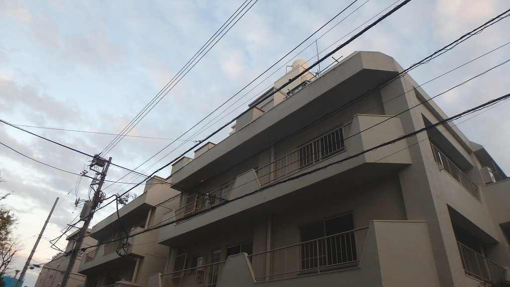 駒込台ハイツT棟の外観