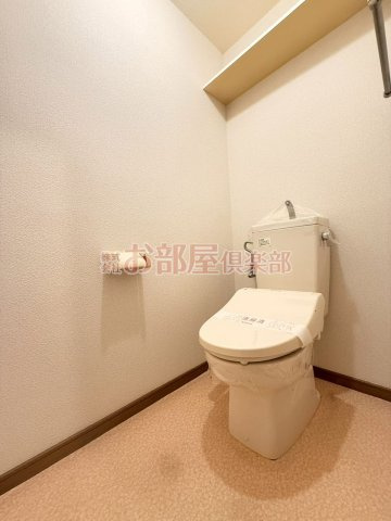 メゾンルミエールのトイレ|ゆったりとした空間のトイレです