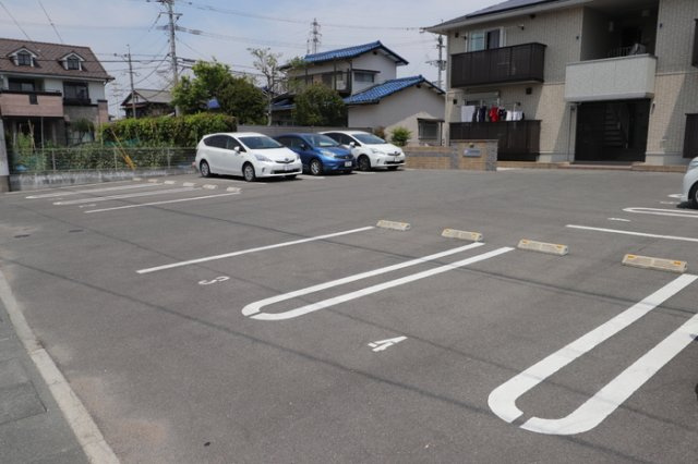 ルピナスの駐車場|駐車場です