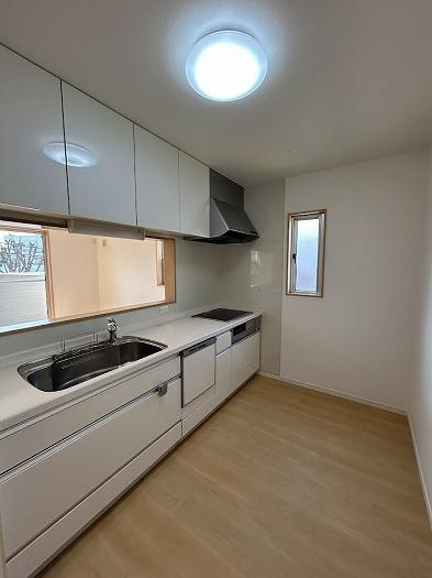 箕面市外院３丁目　中古戸建のキッチン