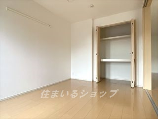 広島市安佐北区可部町大字南原のアパートの収納