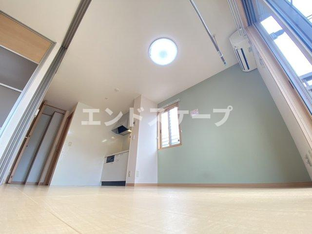 リヴェールマリーズ　Ｂの内装|高崎、前橋、伊勢崎エリアのお部屋探しはエンドスケープまで！お客様の理想お聞かせ下さい♪
クロスの色が異なる場合があります。