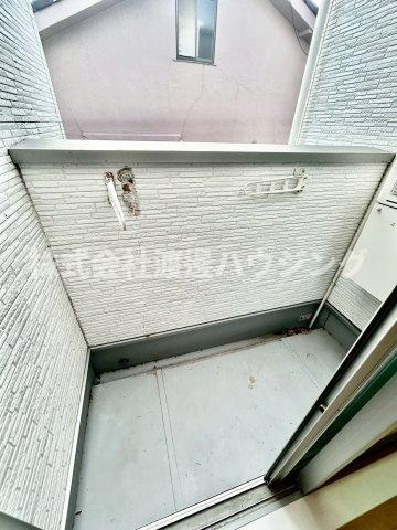 ミークジーエ汐町のバルコニー