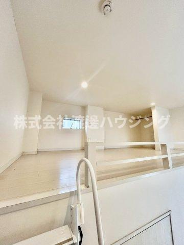 ミークジーエ汐町の収納|ロフト付き