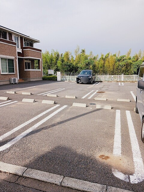 アフロディーテの駐車場