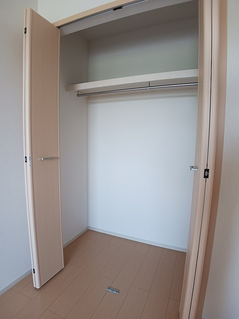 ノイ　レジデンスⅠの収納