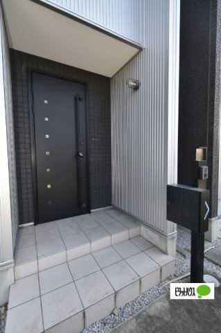 パルトネール前橋石倉町のエントランス