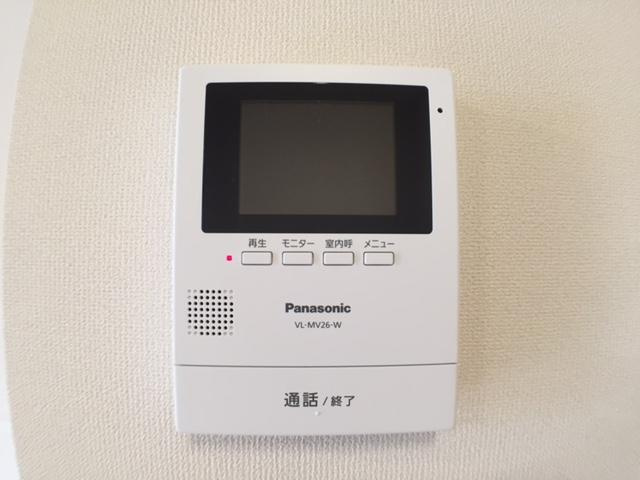 ベルローズの内装|カメラ付インターホン