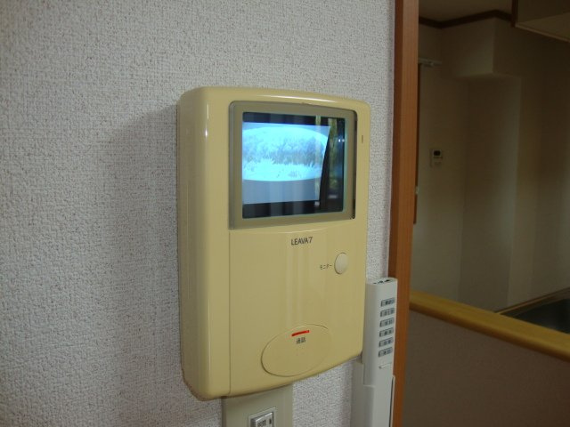 メゾンドコンフォース　Ⅱの内装|カメラ付インターホン