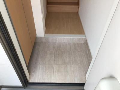 【玄関】 | ベルゾーネ中村 | 玄関