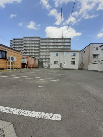 チェリーハイツⅣの駐車場