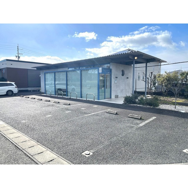 岐阜市菅生８丁目の店舗一部の外観