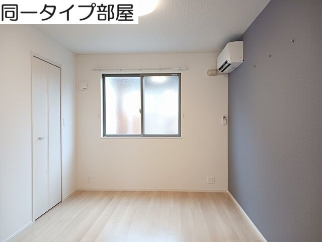 ブルーノワールの内装|明るい室内です